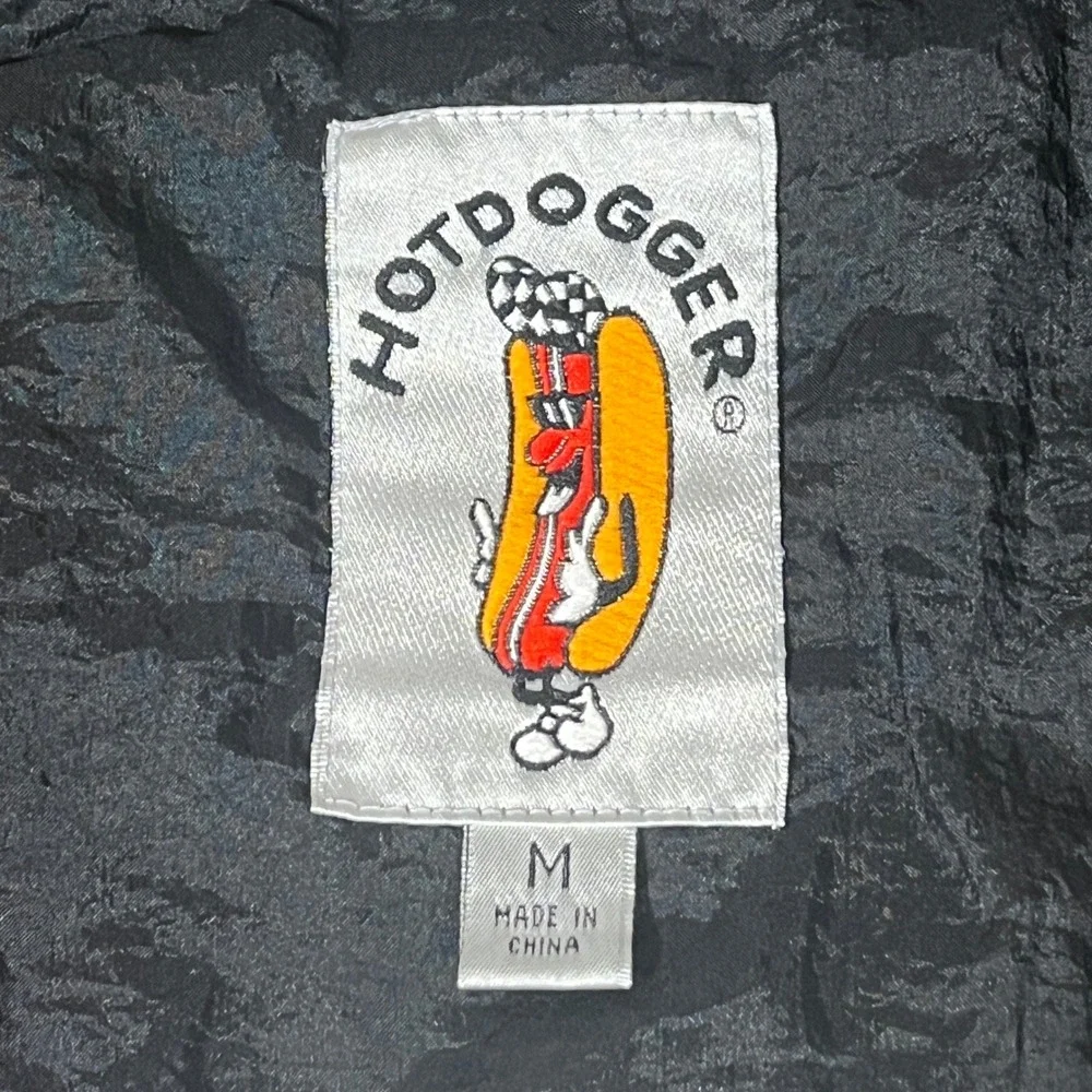 Hotdogger vibrant vintage